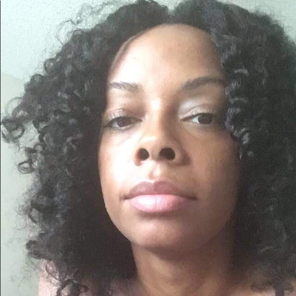 Meet your Posher, Josette